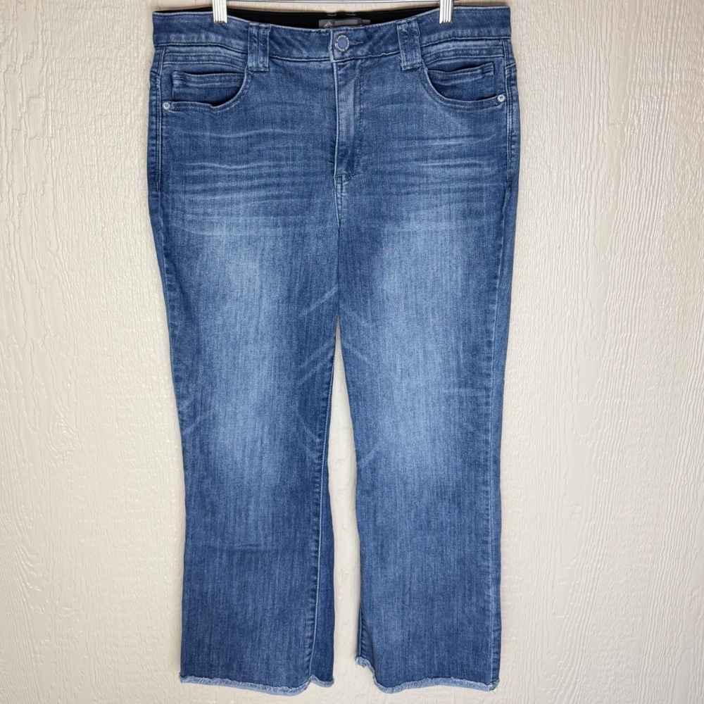Democracy Ab Solution High Rise Crop Frayed Hem Jeans Blue Size 14